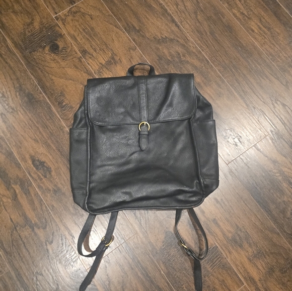 Universal Thread | Classic Black Backpack - Picture 2 of 5